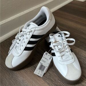 NWT Adidas VL Court 3.0 Sneakers